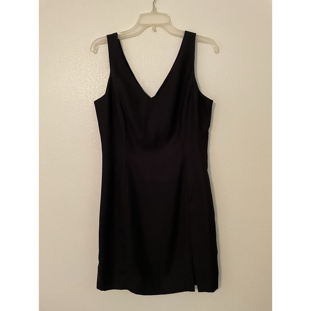 Vintage Hugo Buscati Collection Little Black Sleeveless Vneck Sheath Dress Sz 10